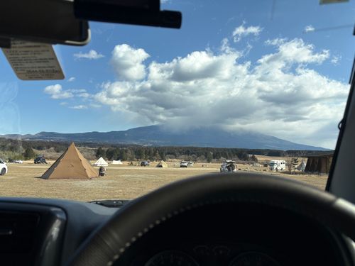 ①ブラックフライデーで買った新幕初張り⛺️②石油ストーブを使ってみた。③ ペコリーノ缶開封の儀🐟④出産祝いのお返しにいただいた「北海道海鮮鍋」🍲 ふもとっぱらキャンプ場 ソロキャンプ フリーサイト オートサイト waccy0441さんのキャンプブログ CAMPiii（キャンピー） -キャンプ専用SNS キャンプのすべてがここに集まる-