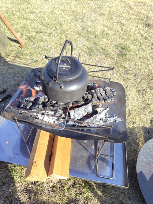 暴風キャンプ 和島オートキャンプ場 ファミリーキャンプ 区画サイト オートサイト セツさんのキャンプブログ CAMPiii（キャンピー） -キャンプ専用SNS キャンプのすべてがここに集まる-