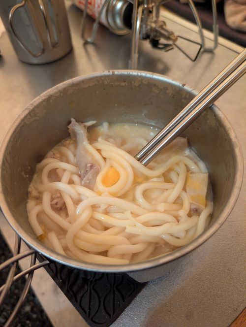 今日はマルエフな気分(^^) 岩倉ファームパークキャンプ場 ソロキャンプ フリーサイト ともっちさんのキャンプブログ CAMPiii（キャンピー） -キャンプ専用SNS キャンプのすべてがここに集まる-