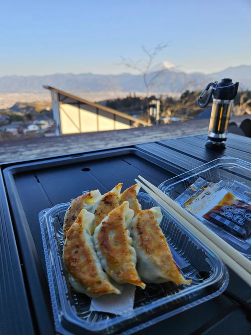 スパイシーカレーチキン (標高520m)(オートサイト区画6000円) おそとのてらす 南アルプス ソロキャンプ 区画サイト オートサイト IZUIZUさんのキャンプブログ CAMPiii（キャンピー） -キャンプ専用SNS キャンプのすべてがここに集まる-