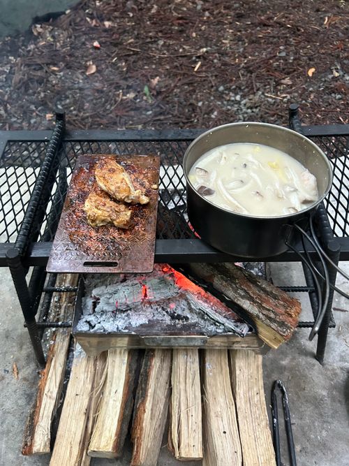 新緑キャンプ🏕 椿荘オートキャンプ場 ソロキャンプ 区画サイト Genさんのキャンプブログ CAMPiii（キャンピー） -キャンプ専用SNS キャンプのすべてがここに集まる-