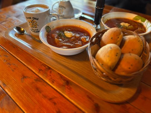 標高1500m天空のキャンプ場✩.*˚からの思い出の霧ヶ峰でフラット登山🚶🏽‍♂️🚶‍♀️ CAMP SKY FIELD-車山オートキャンプ場 区画サイト Jimko☆さんのキャンプブログ CAMPiii（キャンピー） -キャンプ専用SNS キャンプのすべてがここに集まる-