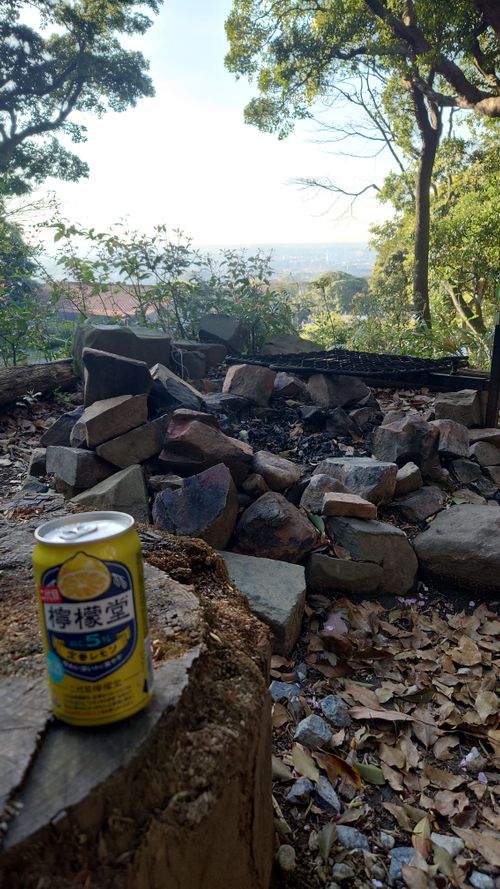 夜景キャンプ レムブラン ベース キャンプ ソロキャンプ 区画サイト BEGINNER　CAMPER　Kさんのキャンプブログ CAMPiii（キャンピー） -キャンプ専用SNS キャンプのすべてがここに集まる-