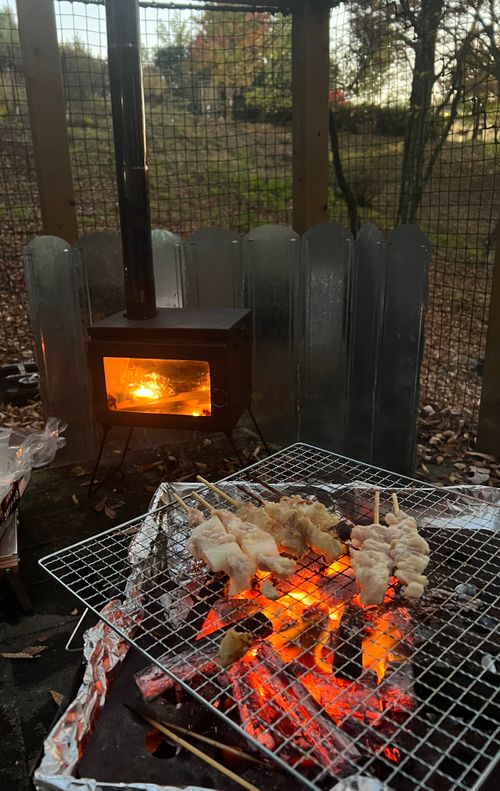 秋晴れキャンプ🏕️🍂 パークフィールド スノーピーク豊田鞍ヶ池 ファミリーキャンプ グループキャンプ 区画サイト 庭キャン+さんのキャンプブログ CAMPiii（キャンピー） -キャンプ専用SNS キャンプのすべてがここに集まる-
