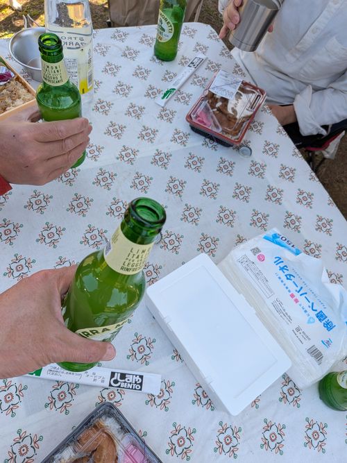 ハスラーが気になる(標高 約150m)(RVパーク(区画、電源付) 3000円)) RVパーク 七里川 ソロキャンプ グループキャンプ オートサイト 区画サイト IZUIZUさんのキャンプブログ CAMPiii（キャンピー） -キャンプ専用SNS キャンプのすべてがここに集まる-