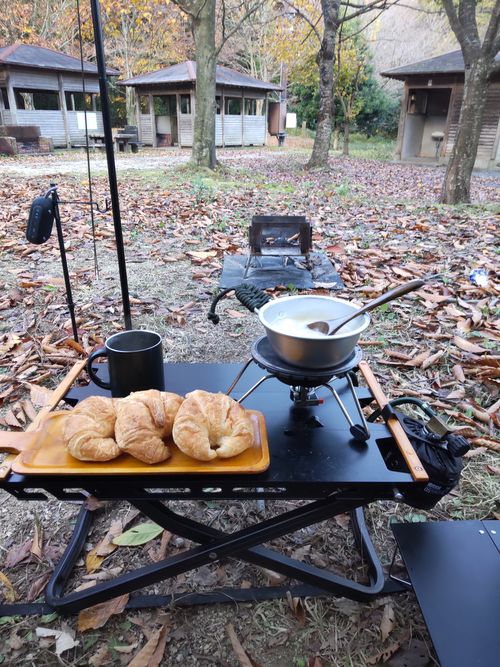 秋晴れカメムシ日和🤣 大父木地親水公園 ソロキャンプ グループキャンプ フリーサイト マッサンさんのキャンプブログ CAMPiii（キャンピー） -キャンプ専用SNS キャンプのすべてがここに集まる-
