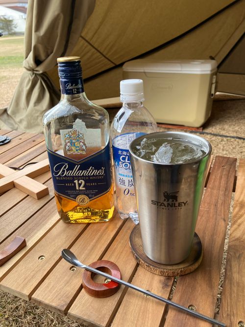 バランタイン12年を楽しむキャンプ！ ユーカラパーキングCAMP ソロキャンプ フリーサイト オートサイト siroさんのキャンプブログ CAMPiii（キャンピー） -キャンプ専用SNS キャンプのすべてがここに集まる-