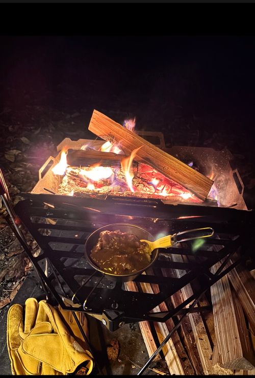 ソロ欲に駆られ。 デルフリキャンプ エンジョイドローン上山田キャンプ場 ソロキャンプ 区画サイト オートサイト あやぴーさんのキャンプブログ CAMPiii（キャンピー） -キャンプ専用SNS キャンプのすべてがここに集まる-