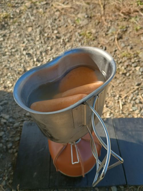 ルーマニア軍deおでん 神川橋 ソロキャンプ フリーサイト ウエィダーさんのキャンプブログ CAMPiii（キャンピー） -キャンプ専用SNS キャンプのすべてがここに集まる-