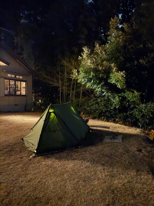 25納めは突然のお別れありの温泉キャン 湯河原温泉キャンプ場 ソロキャンプ 区画サイト Takadaさんのキャンプブログ CAMPiii（キャンピー） -キャンプ専用SNS キャンプのすべてがここに集まる-