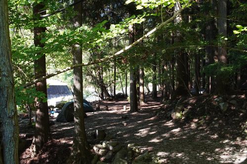 久しぶりのwoodsman WOODSMAN CAMPGROUND ソロキャンプ フリーサイト 週末スナフキンさんのキャンプブログ CAMPiii（キャンピー） -キャンプ専用SNS キャンプのすべてがここに集まる-