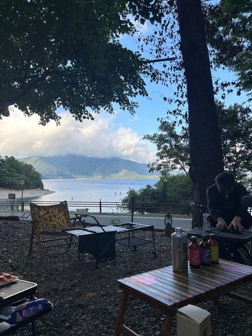 全力中年、初SUP 本栖湖いこいの森キャンプ場 ソロキャンプ グループキャンプ 区画サイト Genさんのキャンプブログ CAMPiii(キャンピー) -キャンプ専用SNS キャンプのすべてがここに集まる-