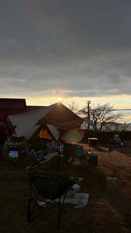 一家大集結の年末連泊ファミキャン🏕神イベぇぇぇ！ 三原市 棲真寺山オートキャンプ場 ファミリーキャンプ 区画サイト オートサイト はるかさんのキャンプブログ CAMPiii（キャンピー） -キャンプ専用SNS キャンプのすべてがここに集まる-