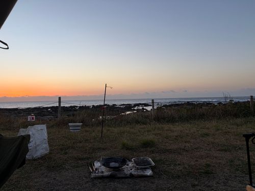 初の海キャン！江見吉浦！🌊 江見吉浦 海辺のキャンプ場 ソロキャンプ 区画サイト オートサイト ぺちゃさんのキャンプブログ CAMPiii（キャンピー） -キャンプ専用SNS キャンプのすべてがここに集まる-