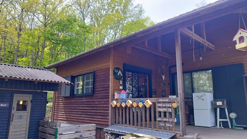 玉ねぎ王に、オレはなる！ CAMP&times;WOODS グループキャンプ 区画サイト スローライフに憧れるさんのキャンプブログ CAMPiii（キャンピー） -キャンプ専用SNS キャンプのすべてがここに集まる-