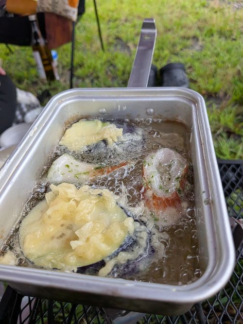 パンダ召喚した馬肉の日 ともえ川Park グループキャンプ オートサイト 区画サイト IZUIZUさんのキャンプブログ CAMPiii（キャンピー） -キャンプ専用SNS キャンプのすべてがここに集まる-