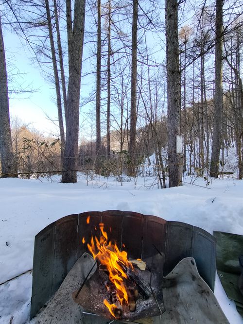 雪中が好きです 飛騨荘川 一色の森キャンプ場 ソロキャンプ グループキャンプ 区画サイト オートサイト たかたかぽんたさんのキャンプブログ CAMPiii（キャンピー） -キャンプ専用SNS キャンプのすべてがここに集まる-