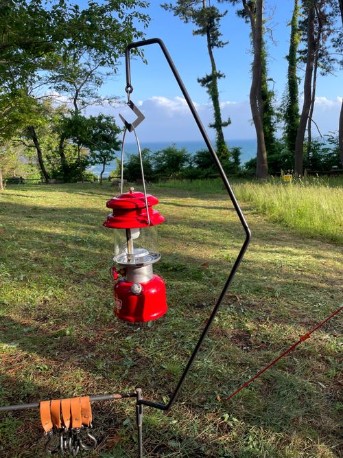 酒蔵で調達した酒のアテは、夕日が調味料の鮮魚と馬刺し 御所の台オートキャンプ場 ファミリーキャンプ フリーサイト ロコCamp0828さんのキャンプブログ CAMPiii（キャンピー） -キャンプ専用SNS キャンプのすべてがここに集まる-