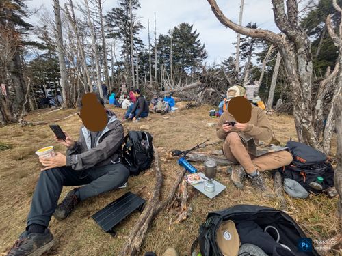 大菩薩嶺登山〜キャンプしてないけど😆 大菩薩嶺 グループキャンプ フリーサイト hachi329さんのキャンプブログ CAMPiii（キャンピー） -キャンプ専用SNS キャンプのすべてがここに集まる-