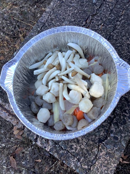 Vol.110 25/NO.29 今年最後の集い‼️ 〆は牡丹鍋で‼️ 坂戸市 ソロキャンプ フリーサイト 🔥焚き火🔥さんのキャンプブログ CAMPiii（キャンピー） -キャンプ専用SNS キャンプのすべてがここに集まる-