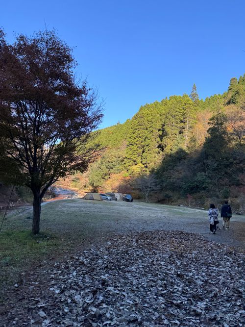 1122による紅葉キャンプ🍁 遊水峡 ファミリーキャンプ 区画サイト オートサイト はるかさんのキャンプブログ CAMPiii（キャンピー） -キャンプ専用SNS キャンプのすべてがここに集まる-