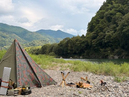 軍幕野営🪖〜ポ軍&times;ノルウェー軍camoⅡ〜⛺️ 前川キャンプ場 ソロキャンプ フリーサイト Camp 'n'g  Roll♪🏁さんのキャンプブログ CAMPiii（キャンピー） -キャンプ専用SNS キャンプのすべてがここに集まる-