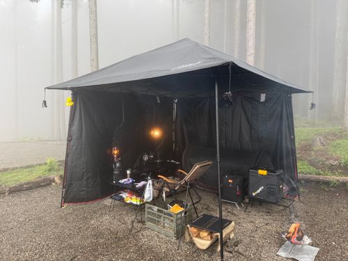 TENKU CAMP BASE 奥武蔵 TENKU CAMP BASE 奥武蔵 ソロキャンプ 区画サイト オートサイト かとかとさんのキャンプブログ CAMPiii（キャンピー） -キャンプ専用SNS キャンプのすべてがここに集まる-