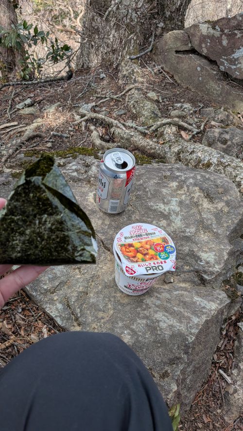 Bカップぐらいが良い 秩父市 ソロキャンプ グループキャンプ 区画サイト オートサイト IZUIZUさんのキャンプブログ CAMPiii（キャンピー） -キャンプ専用SNS キャンプのすべてがここに集まる-