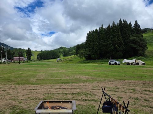 新潟旅行中のデイキャンブ 湯沢パークゲレンデキャンプ ファミリーキャンプ フリーサイト オートサイト DORRY(ドリー)さんのキャンプブログ CAMPiii(キャンピー) -キャンプ専用SNS キャンプのすべてがここに集まる-