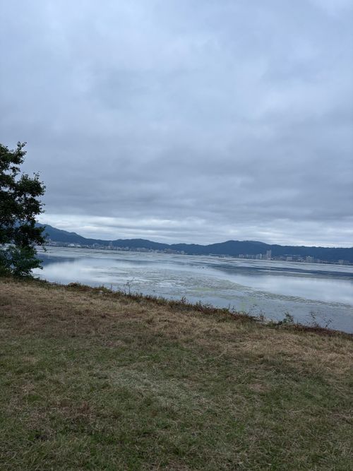 唐揚げにレモンかけますか?檸檬って漢字は書けますか? 湖岸緑地 北山田3 ソロキャンプ フリーサイト とのさんのキャンプブログ CAMPiii(キャンピー) -キャンプ専用SNS キャンプのすべてがここに集まる-