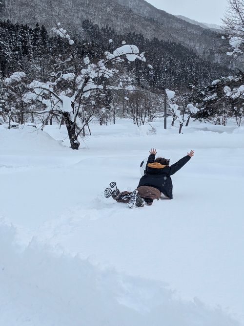 やっぱり雪中キャンプは特別だなー♪ 白川郷ひらせ温泉キャンプサイト ソロキャンプ グループキャンプ フリーサイト オートサイト ちあさんのキャンプブログ CAMPiii（キャンピー） -キャンプ専用SNS キャンプのすべてがここに集まる-