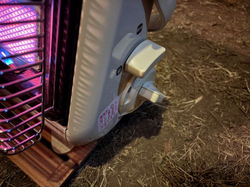 ①ブラックフライデーで買った新幕初張り⛺️②石油ストーブを使ってみた。③ ペコリーノ缶開封の儀🐟④出産祝いのお返しにいただいた「北海道海鮮鍋」🍲 ふもとっぱらキャンプ場 ソロキャンプ フリーサイト オートサイト waccy0441さんのキャンプブログ CAMPiii（キャンピー） -キャンプ専用SNS キャンプのすべてがここに集まる-