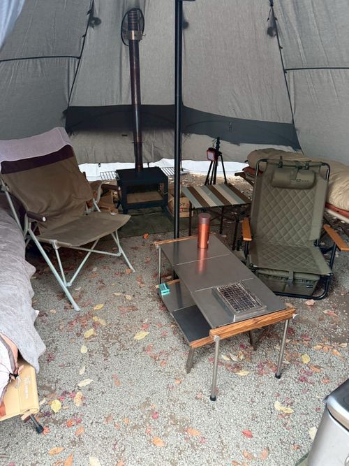 九州伊勢えびキャンプ🦞̥@紅葉観に行こーよ🍁 阿蘇レインボーバレー ファミリーキャンプ オートサイト ぐうたら夫婦さんのキャンプブログ CAMPiii（キャンピー） -キャンプ専用SNS キャンプのすべてがここに集まる-