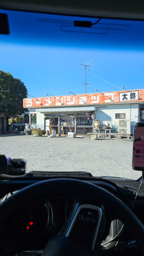 スパイシーカレーチキンレッグじゃないけど ともえ川Park ソロキャンプ 区画サイト オートサイト IZUIZUさんのキャンプブログ CAMPiii（キャンピー） -キャンプ専用SNS キャンプのすべてがここに集まる-