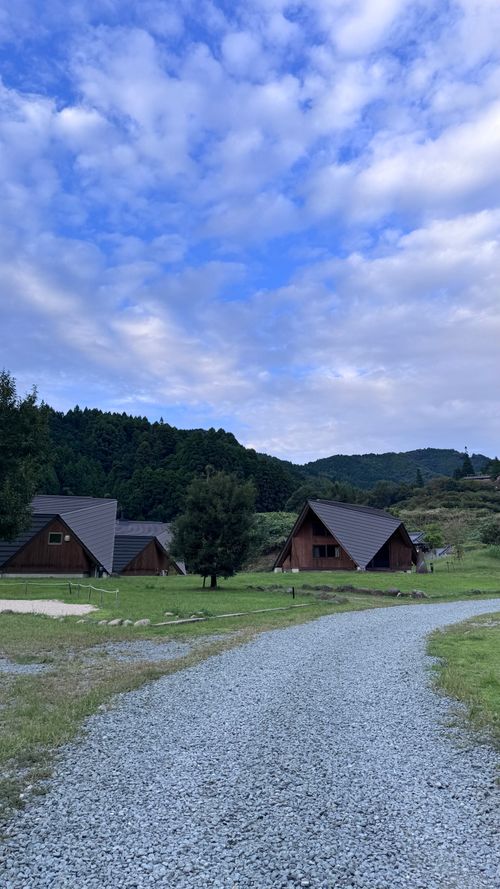 お月見最終日×ソロキャンプ🏕 奥八女焚火の森キャンプフィールド ソロキャンプ 区画サイト オートサイト はるかさんのキャンプブログ CAMPiii（キャンピー） -キャンプ専用SNS キャンプのすべてがここに集まる-