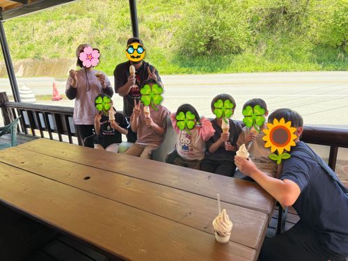 Sさんファミリーとこどもの日キャンプ🎏 （一財）学びやの里／木魂館キャンプ場 ファミリーキャンプ グループキャンプ フリーサイト ヒゲキャンさんのキャンプブログ CAMPiii（キャンピー） -キャンプ専用SNS キャンプのすべてがここに集まる-