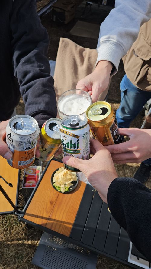 ブラックしゅーたん 富士高原トマトフィールド グループキャンプ フリーサイト オートサイト IZUIZUさんのキャンプブログ CAMPiii（キャンピー） -キャンプ専用SNS キャンプのすべてがここに集まる-