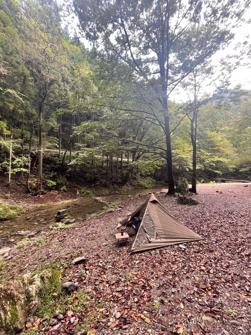 清流が目の前にある最高のロケーション!徒歩ソロで行く大鳩園キャンプ場 大鳩園キャンプ場 ソロキャンプ フリーサイト ma9さんのキャンプブログ CAMPiii(キャンピー) -キャンプ専用SNS キャンプのすべてがここに集まる-