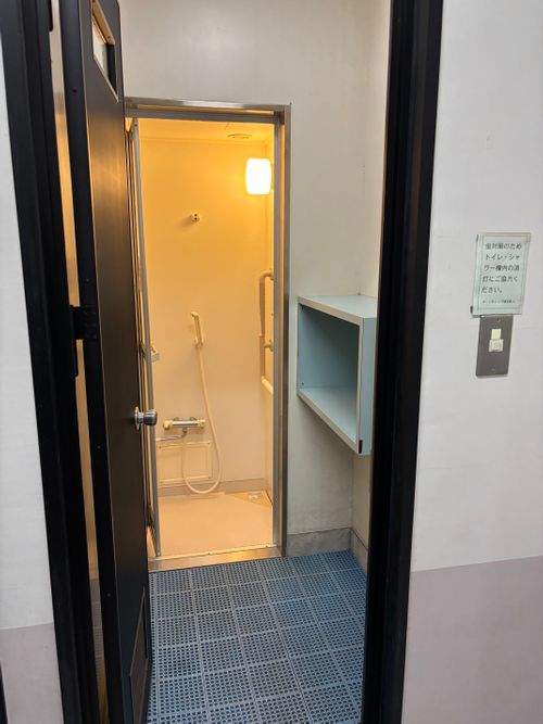 ホッ！とステイまんのう 国営讃岐まんのう公園 グループキャンプ 区画サイト レッドロビンさんのキャンプブログ CAMPiii（キャンピー） -キャンプ専用SNS キャンプのすべてがここに集まる-