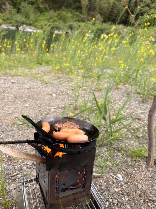 やりたかった事ほぼ出来た！　　　　　　　　　　　　　Norway military🇳🇴steak camp🥩 前川キャンプ場 ソロキャンプ フリーサイト Camp 'n'g  Roll♪🏁さんのキャンプブログ CAMPiii（キャンピー） -キャンプ専用SNS キャンプのすべてがここに集まる-
