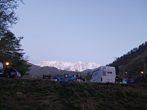 5/4（月） 痛車で白馬と♨を満喫する梯子旅...in 白馬♨ 白馬 倉下の湯カーステイパーク ファミリーキャンプ キャンピングカー vios outdoor'sさんのキャンプブログ CAMPiii（キャンピー） -キャンプ専用SNS キャンプのすべてがここに集まる-