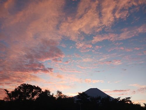 富士山まる出しの秋キャンプ 朝霧Camp Base そらいろキャンプ場（フリーサイト・区画サイト・電源区画サイト） ファミリーキャンプ 区画サイト キャンピングカー vios outdoor'sさんのキャンプブログ CAMPiii（キャンピー） -キャンプ専用SNS キャンプのすべてがここに集まる-