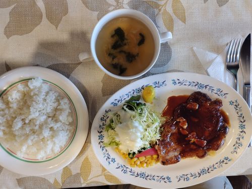 見晴らしサイコー！キャンプ日和&hearts; 市民の家 おぢゃ～る(小千谷 信濃川 水力発電館) ファミリーキャンプ 区画サイト セツさんのキャンプブログ CAMPiii（キャンピー） -キャンプ専用SNS キャンプのすべてがここに集まる-