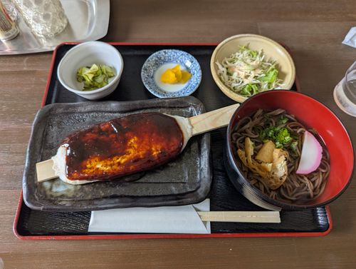 帰省からの戻りキャンツー旅② 鳳来の森 ソロキャンプ 区画サイト 週末スナフキンさんのキャンプブログ CAMPiii（キャンピー） -キャンプ専用SNS キャンプのすべてがここに集まる-