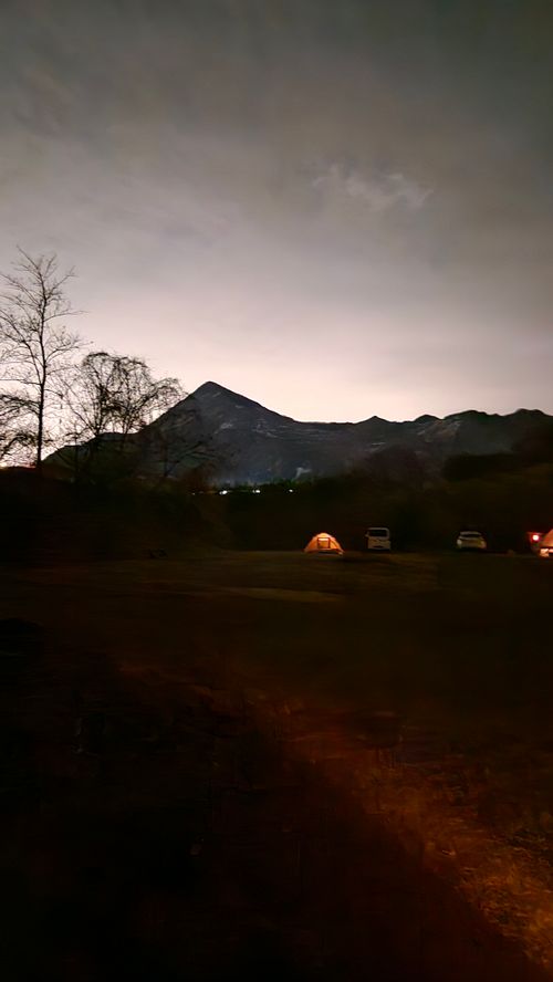 スパイシーカレーチキンレッグじゃないけど ともえ川Park ソロキャンプ 区画サイト オートサイト IZUIZUさんのキャンプブログ CAMPiii（キャンピー） -キャンプ専用SNS キャンプのすべてがここに集まる-