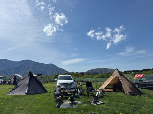 三富士🗻⛺️ 富士エコパークビレッジ グループキャンプ ソロキャンプ フリーサイト オートサイト P-yaさんのキャンプブログ CAMPiii（キャンピー） -キャンプ専用SNS キャンプのすべてがここに集まる-