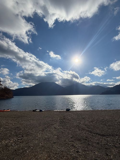 憧れの湖畔キャンプ 本栖レークサイドキャンプ場 ソロキャンプ 区画サイト オートサイト ちはみなさんのキャンプブログ CAMPiii（キャンピー） -キャンプ専用SNS キャンプのすべてがここに集まる-