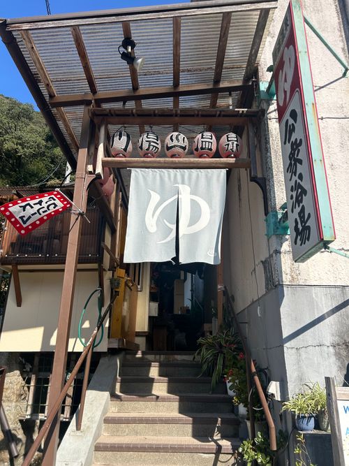 キャンプ日和。　雨男が向かう。 田辺川湯キャンプ場 ソロキャンプ グループキャンプ フリーサイト △kuuga△さんのキャンプブログ CAMPiii（キャンピー） -キャンプ専用SNS キャンプのすべてがここに集まる-