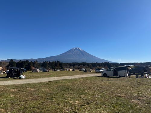 今月2回目⛺️今回も天気に恵まれて最高 ふもとっぱらキャンプ場 ソロキャンプ フリーサイト OYAKATAさんのキャンプブログ CAMPiii（キャンピー） -キャンプ専用SNS キャンプのすべてがここに集まる-