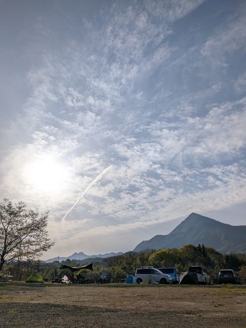 日和田山 ともえ川Park ソロキャンプ オートサイト フリーサイト IZUIZUさんのキャンプブログ CAMPiii（キャンピー） -キャンプ専用SNS キャンプのすべてがここに集まる-